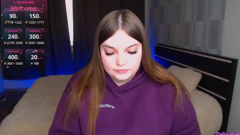 Snapshot of emma_dorn chatting on February 16, 5:59 am Eva online show from February 16, 5:59 am