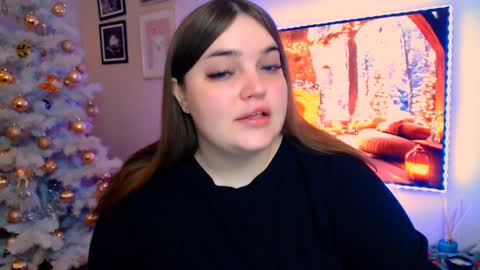 Snapshot of emma_dorn chatting on December 24, 1:17 pm Eva online show from December 24, 1:17 pm