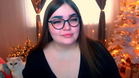 Snapshot of emma_dorn chatting on December 18, 9:25 am Eva online show from December 18, 9:25 am