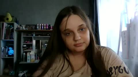 emma_emmochka online show from April 20, 11:24 am