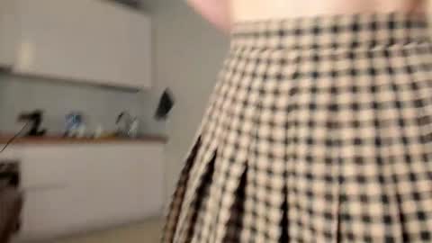 Emma online show from December 4, 11:12 am