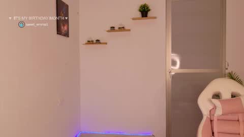  the girl of your dreams online show from October 20, 6:44 pm