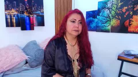 Emma 3 online show from September 8, 8:19 pm