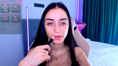 Emma online show from March 12, 9:01 am