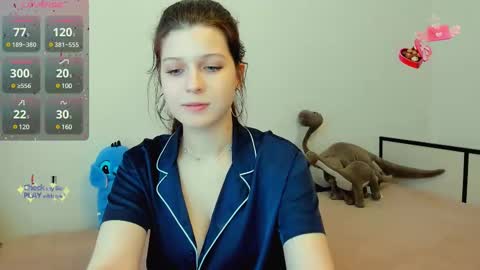 Snapshot of emma_loveyou chatting on March 7, 8:56 am emma_loveyou online show from March 7, 8:56 am