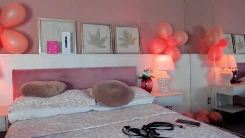  Emma  online show from October 21, 5:11 am