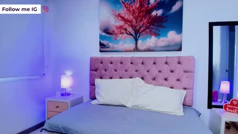 Emma Monserratt online show from March 16, 7:29 pm