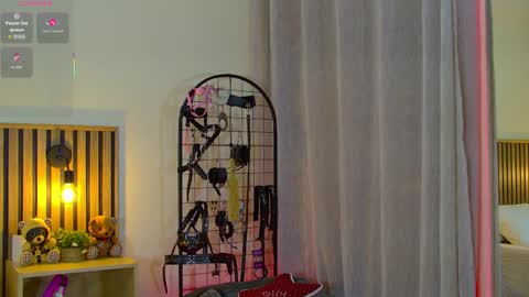  Emma morales  online show from March 30, 1:33 pm