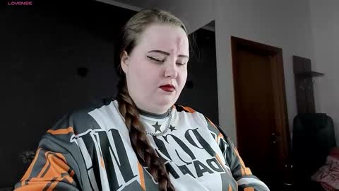 Snapshot of emma_razoom chatting on September 16, 6:32 am Emma Razumovskaya online show from September 16, 6:32 am