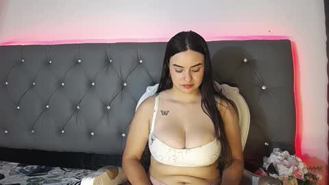 Emma Richard online show from October 23, 12:22 pm