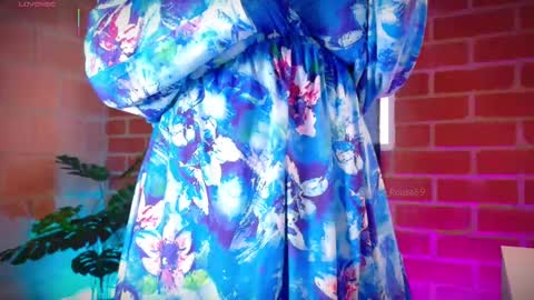 Emma Rouse Independent Model online show from October 8, 4:55 pm