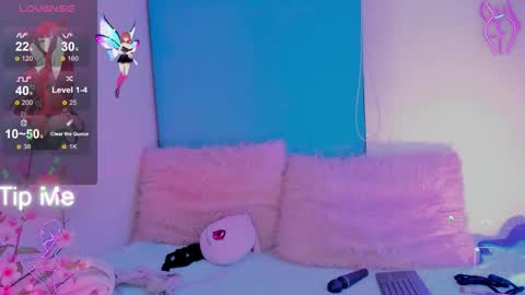 EMMA  online show from December 4, 1:19 am