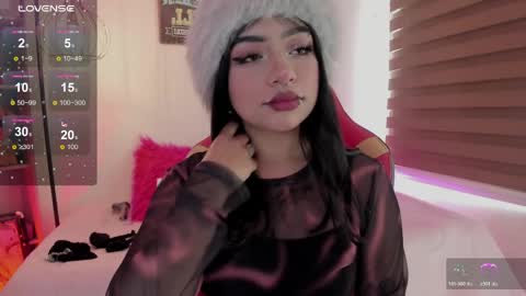 EMMA  online show from April 10, 8:15 pm