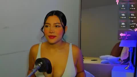   online show from March 17, 11:47 am