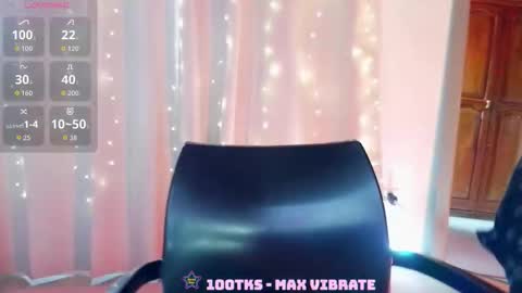 Emma web online show from March 4, 4:57 pm