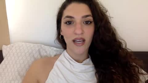 Emma online show from January 30, 5:17 pm