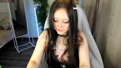 emmablissa online show from July 11, 7:52 am