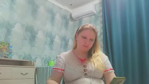 emmamelody online show from October 16, 7:16 pm