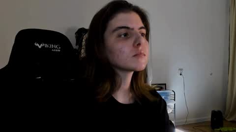 Emma online show from March 7, 8:00 pm