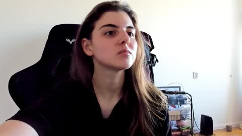 Emma online show from October 7, 11:25 am