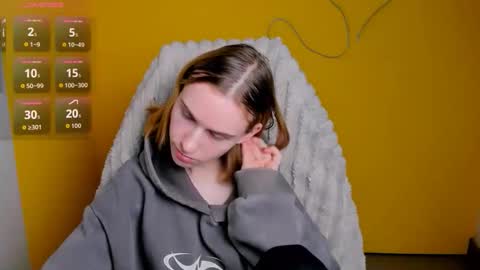 Emmi online show from February 12, 8:27 am