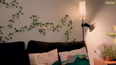 Emily online show from April 15, 7:03 pm