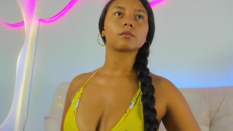 EMMILY online show from May 12, 9:10 pm