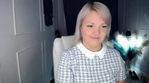 emmmam online show from April 7, 6:15 am