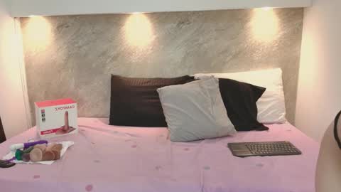 emmy online show from March 28, 4:56 am