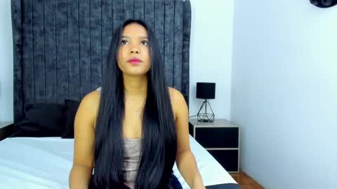 Emmy Romero online show from January 2, 11:31 am