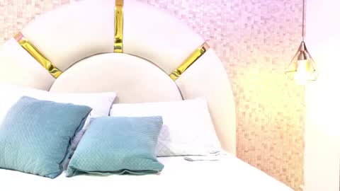 Emy  online show from April 18, 11:35 am