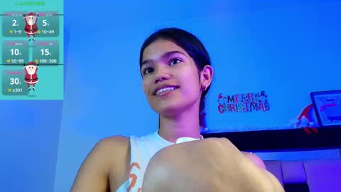 emycarver09 online show from January 12, 11:37 am