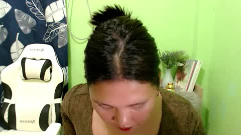 Eva online show from November 24, 7:16 pm