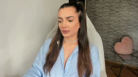 Riaaa online show from March 27, 6:08 pm