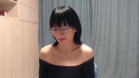 Snapshot of ericablack8 chatting on January 10, 3:48 pm ericablack8 online show from January 10, 3:48 pm