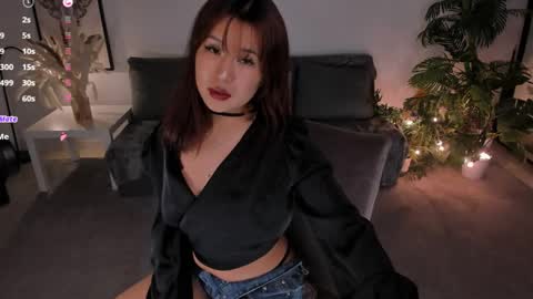 erika_kim online show from April 10, 7:58 am