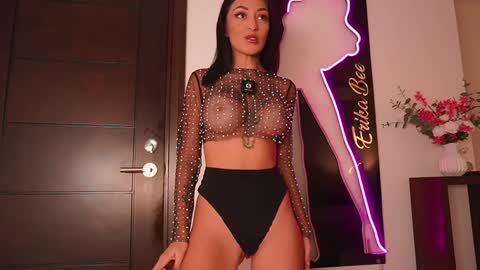 Erikabee online show from October 28, 8:14 pm