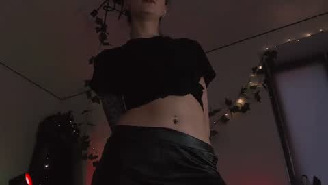 erohaze online show from July 8, 5:37 pm