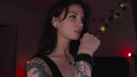 erohaze online show from July 28, 6:42 pm