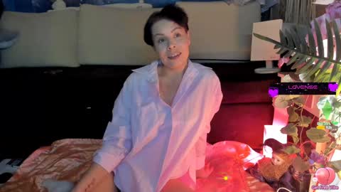 Snapshot of erotic_dessire chatting on January 21, 8:11 pm Eve online show from January 21, 8:11 pm