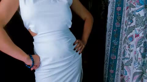 Snapshot of erotic_dessire chatting on September 15, 6:48 pm Eve online show from September 15, 6:48 pm