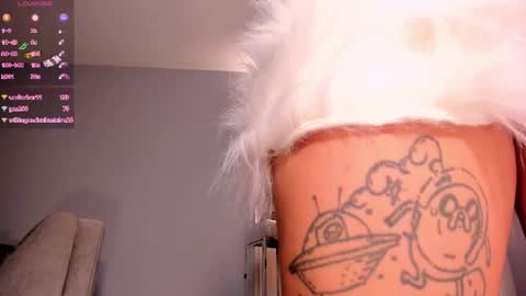 Snapshot of esmeraldagracex chatting on September 14, 2:53 am Esmeralda Grace online show from September 14, 2:53 am