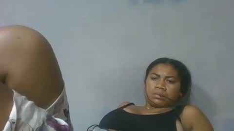 estelah796836 online show from May 11, 7:11 pm