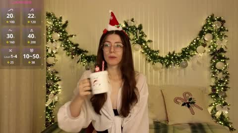 Snapshot of ester_hill chatting on December 24, 9:11 pm Ester online show from December 24, 9:11 pm