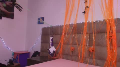 Estrella online show from October 27, 12:33 pm