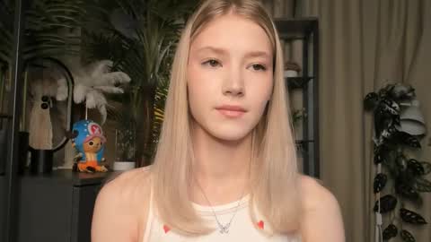 Natalie online show from February 11, 5:53 am