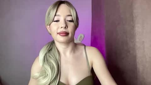 Eva online show from February 23, 1:10 pm