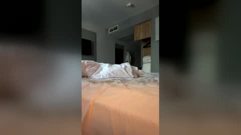 eva350551 online show from May 16, 11:53 am