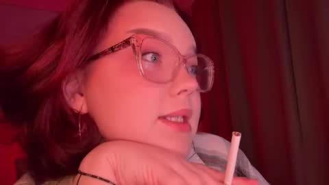 eva_kittenn online show from March 3, 3:18 pm