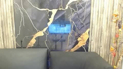 eva_luna86527 online show from May 11, 12:40 pm
